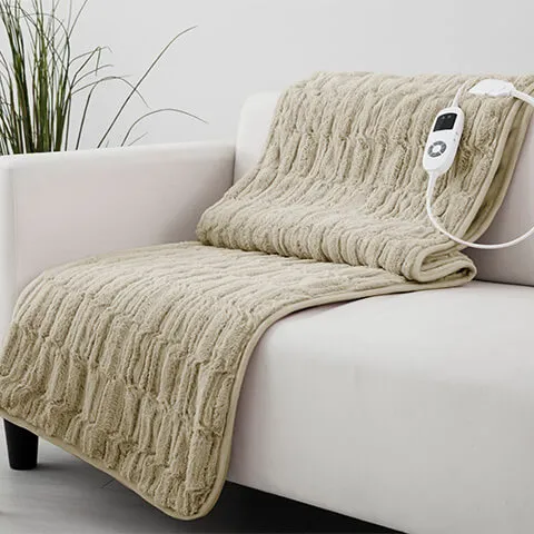 Gainsborough Deluxe Faux Fur Heated Blanket